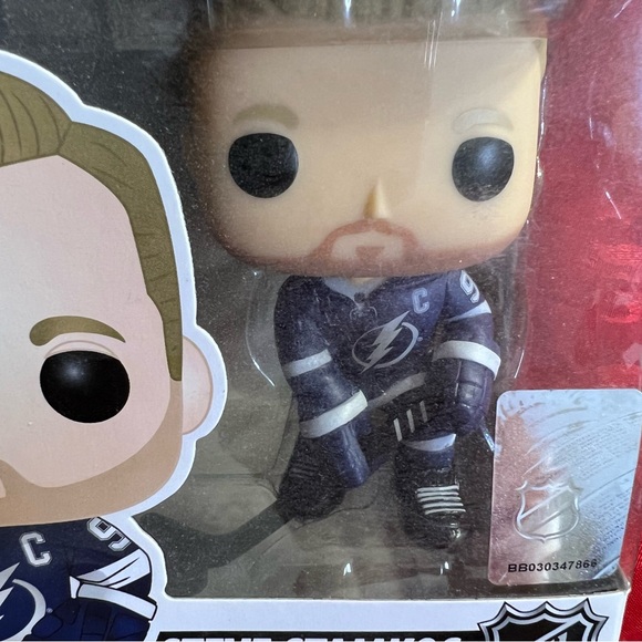 Steve Stamkos Funko Pop and Stanley Cup DVD 2003-2004 NWOT - Picture 3 of 6